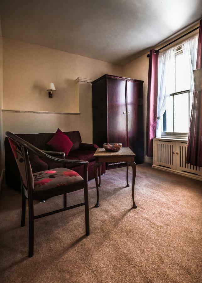The Royal Hotel Лланголлен Екстер'єр фото